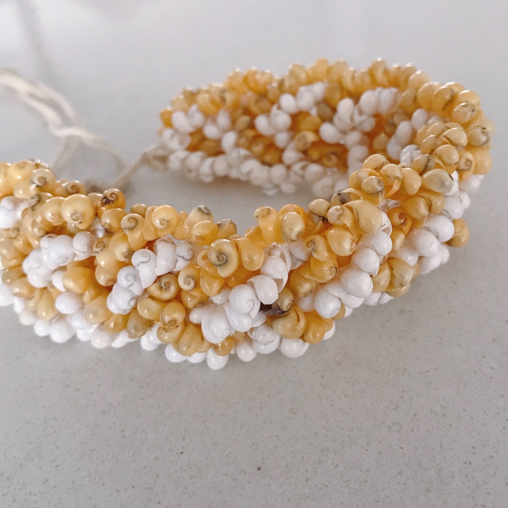 Tiny Seashells Adjustable Bracelet